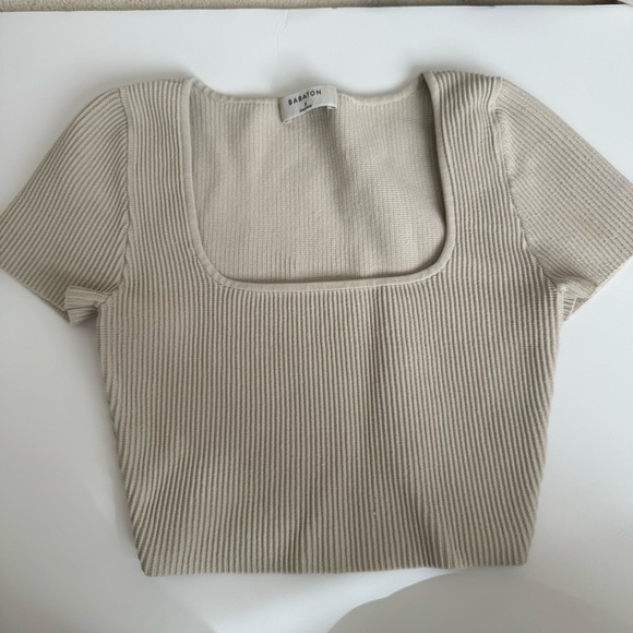 Tan Aritzia Ribbed top - Picture 1 of 3